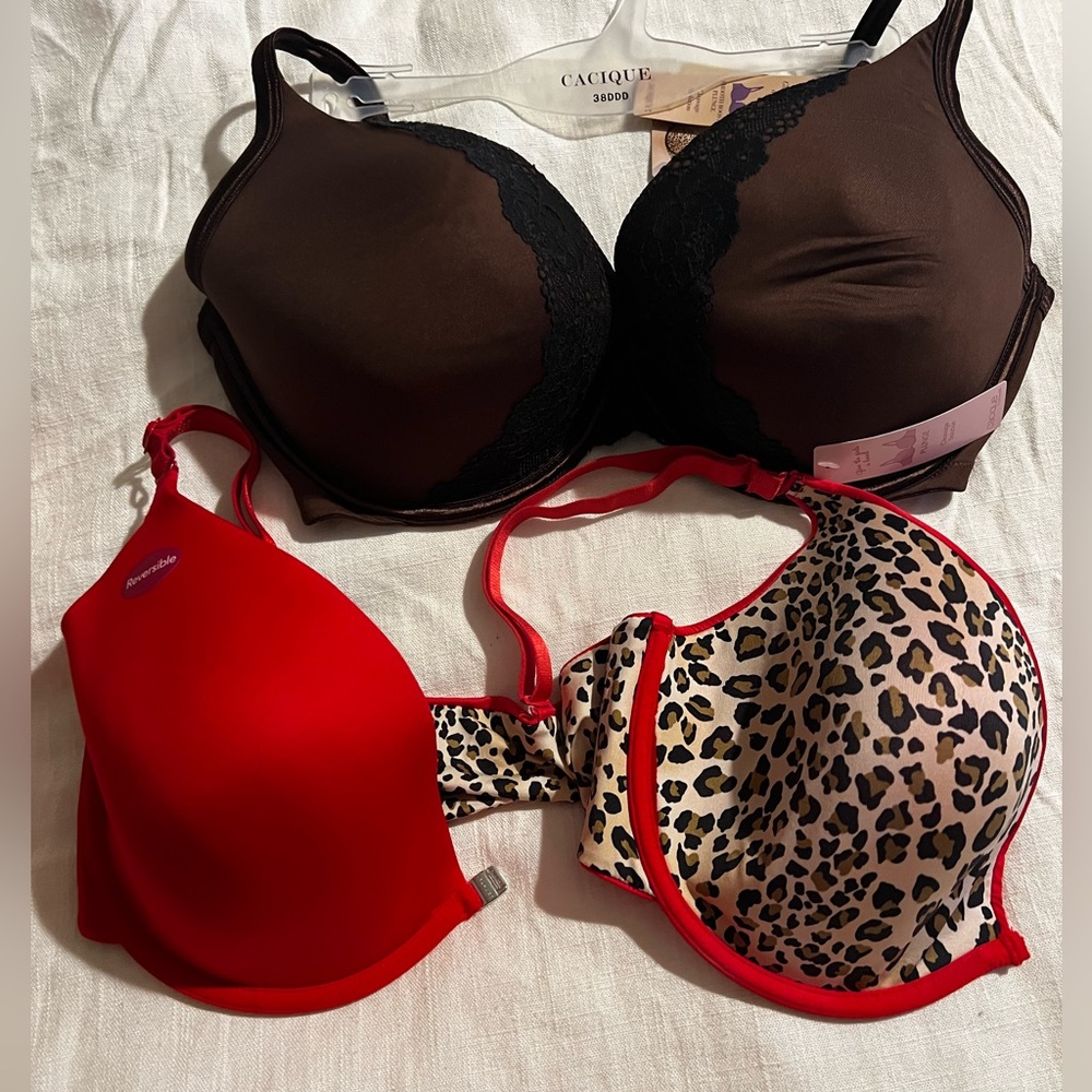 NWT Cacique lot of 2 bras